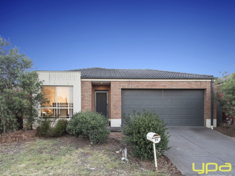 71 Caitlyn Drive, Melton West VIC 3337