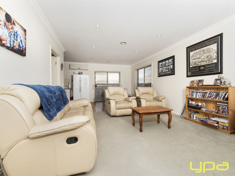 71 Caitlyn Drive, Melton West VIC 3337