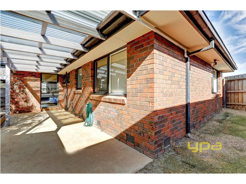 1/36 Kurrajong Crescent, Melton South VIC 3338