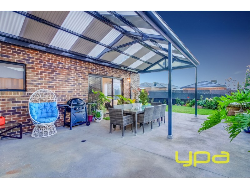 11 Vasaliki Court, Melton West VIC 3337