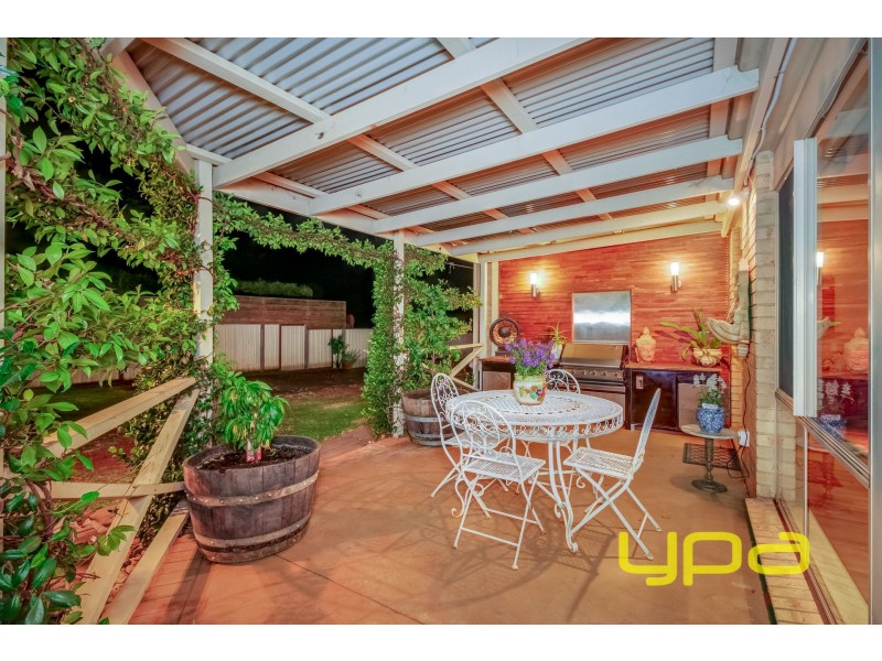 3 The Grange, Melton West VIC 3337