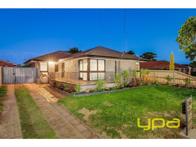 43 Vista Drive, Melton VIC 3337