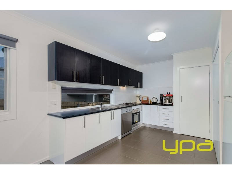 1/4 Anderson Street, Bacchus Marsh VIC 3340