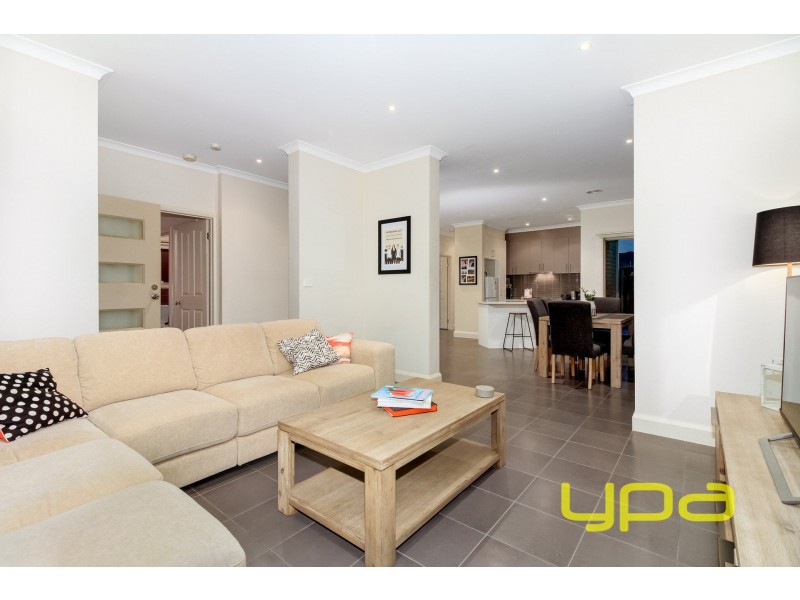 29 Barleygrass Crescent, Brookfield VIC 3338