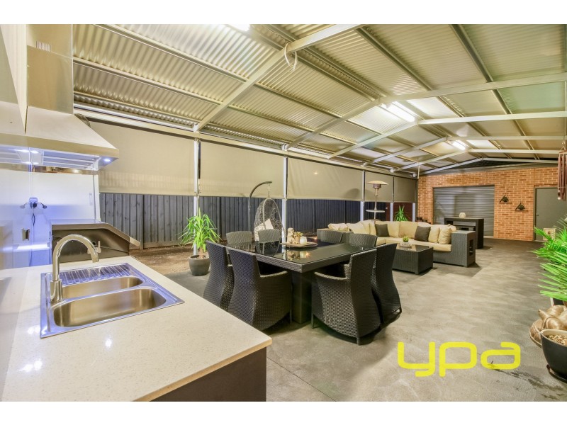 178 Botanica Springs Boulevard, Brookfield VIC 3338