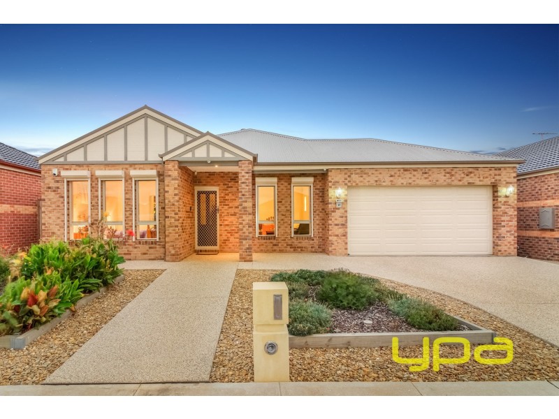 20 Chanticleer Avenue, Melton West VIC 3337