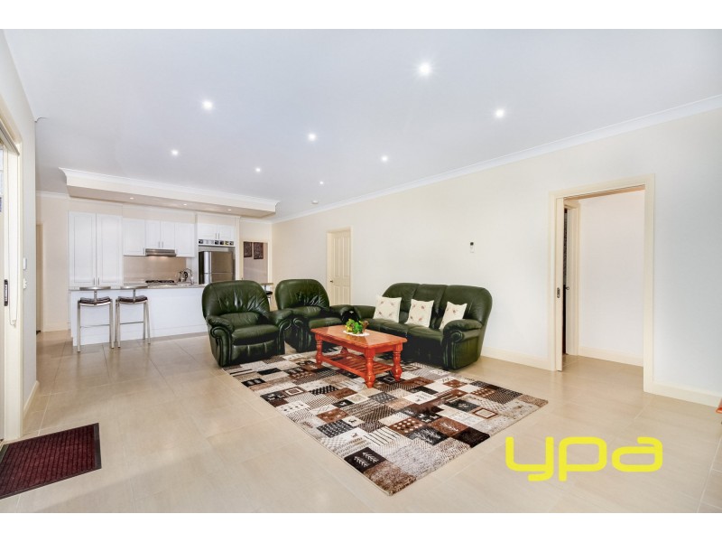 20 Chanticleer Avenue, Melton West VIC 3337