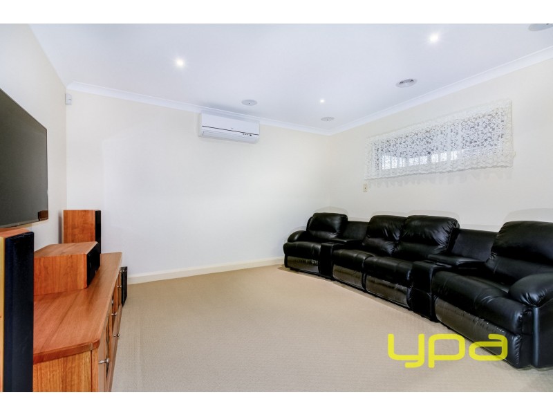 20 Chanticleer Avenue, Melton West VIC 3337