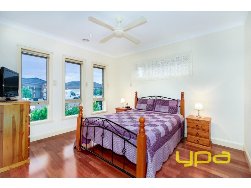 20 Chanticleer Avenue, Melton West VIC 3337