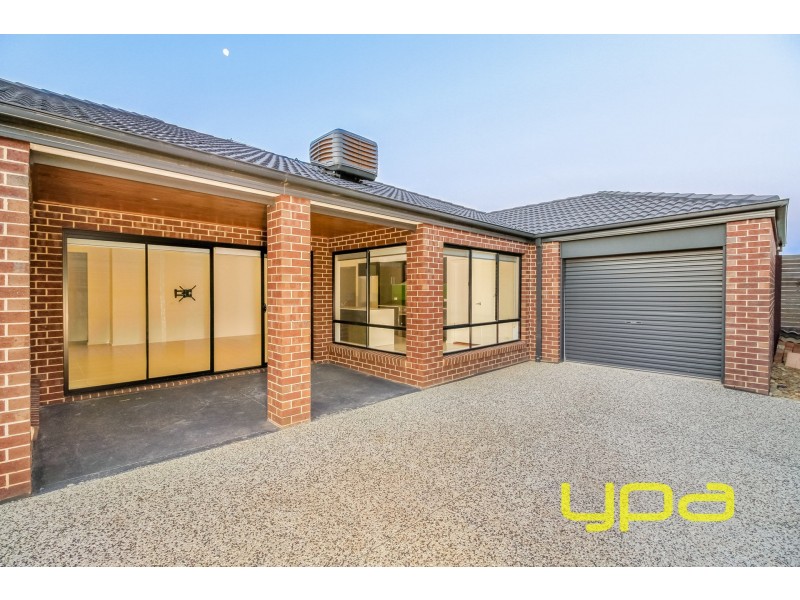 5 Andreas Court, Melton West VIC 3337