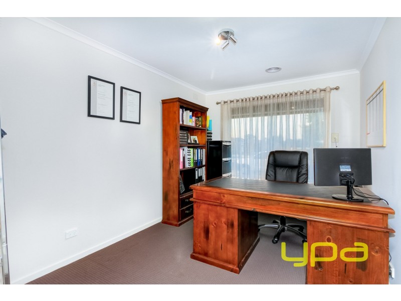 35 Grace Street, Melton South VIC 3338