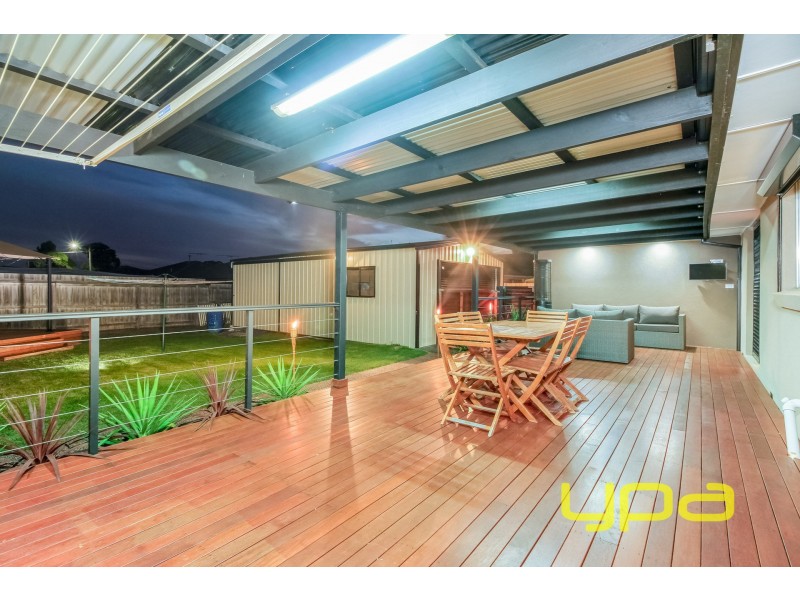 35 Grace Street, Melton South VIC 3338