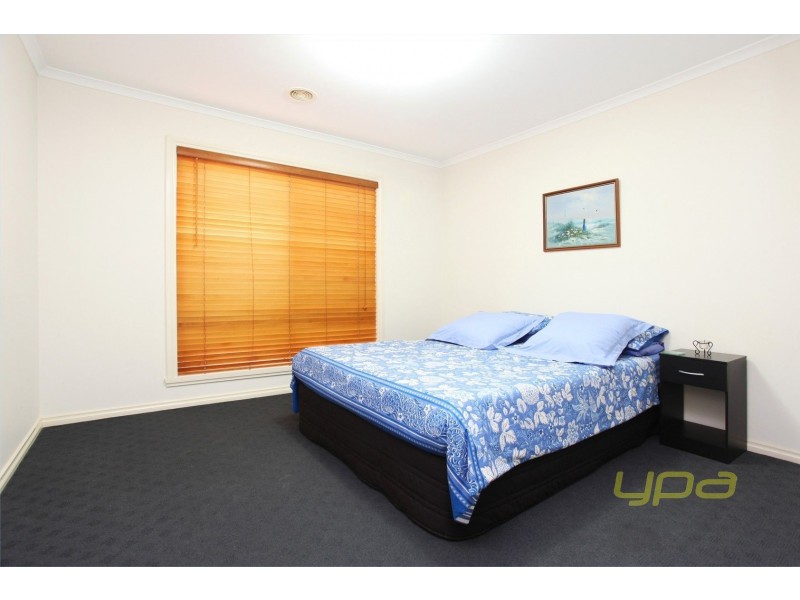 10 Kingston Rule Street, Kurunjang VIC 3337