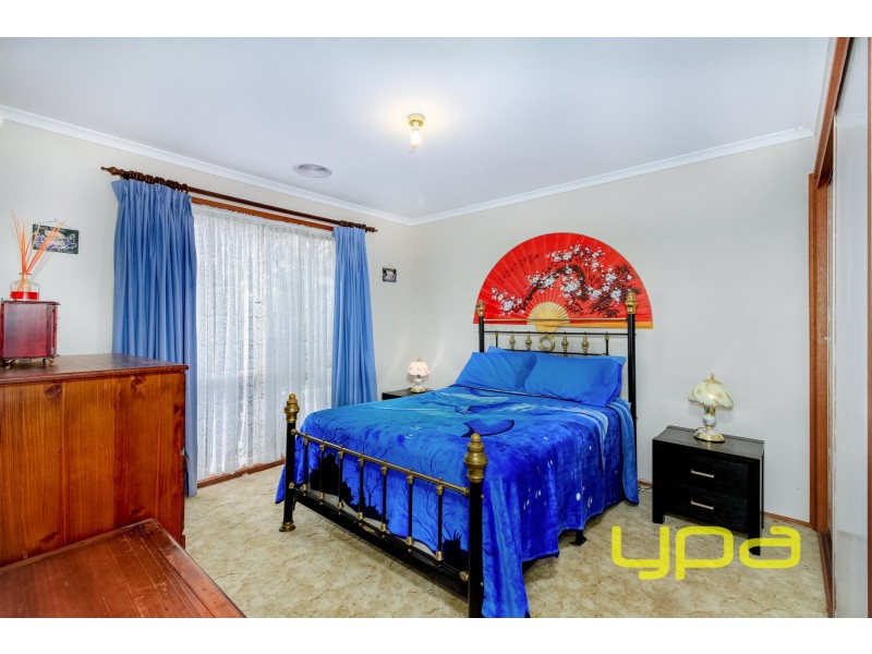 4/1 Reserve Road West, Melton VIC 3337