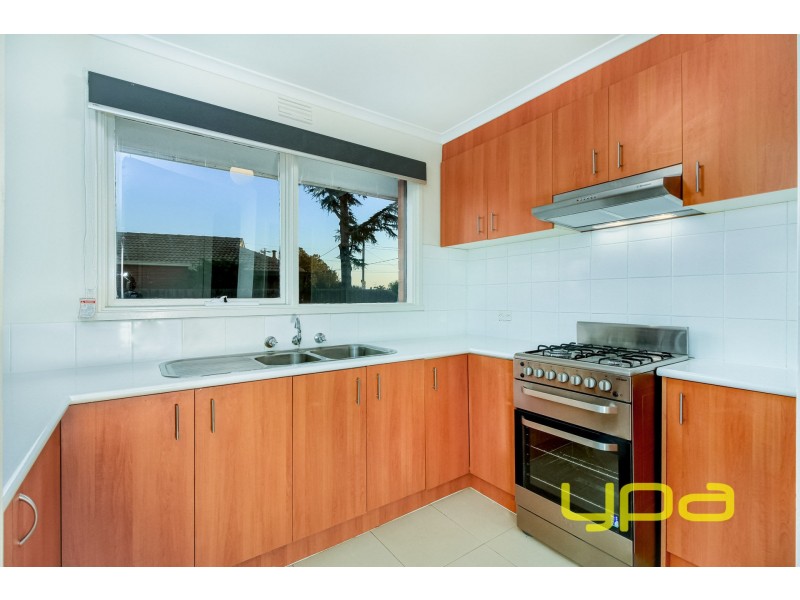 41 Connel Drive, Melton South VIC 3338