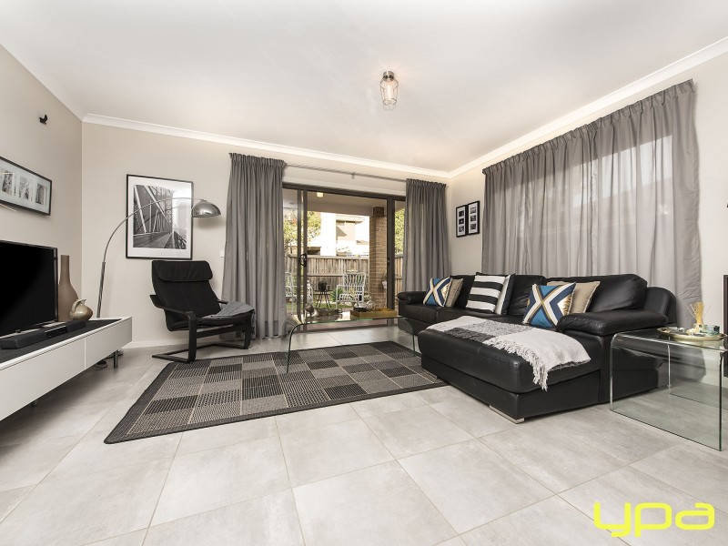 13 Burrawang Close, Brookfield VIC 3338