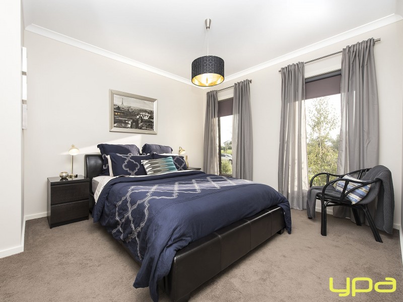 13 Burrawang Close, Brookfield VIC 3338