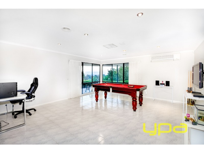 53 Maddison Circuit, Darley VIC 3340