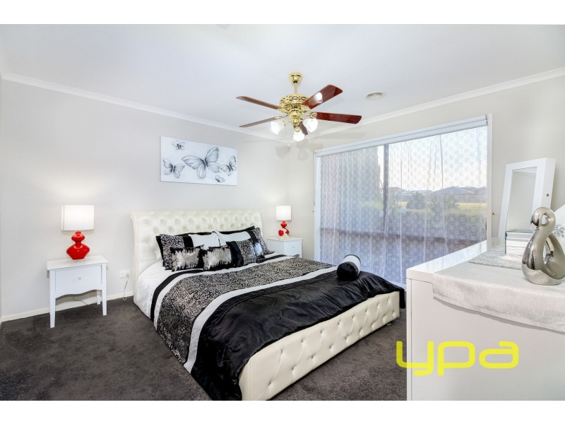 53 Maddison Circuit, Darley VIC 3340