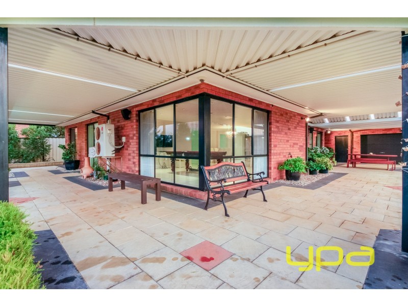 53 Maddison Circuit, Darley VIC 3340