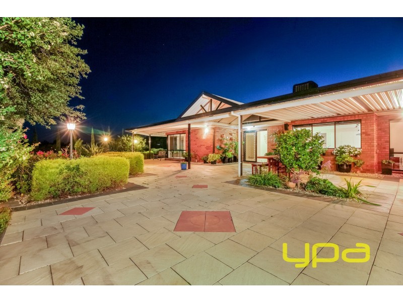 53 Maddison Circuit, Darley VIC 3340