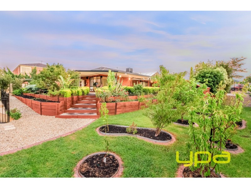 53 Maddison Circuit, Darley VIC 3340