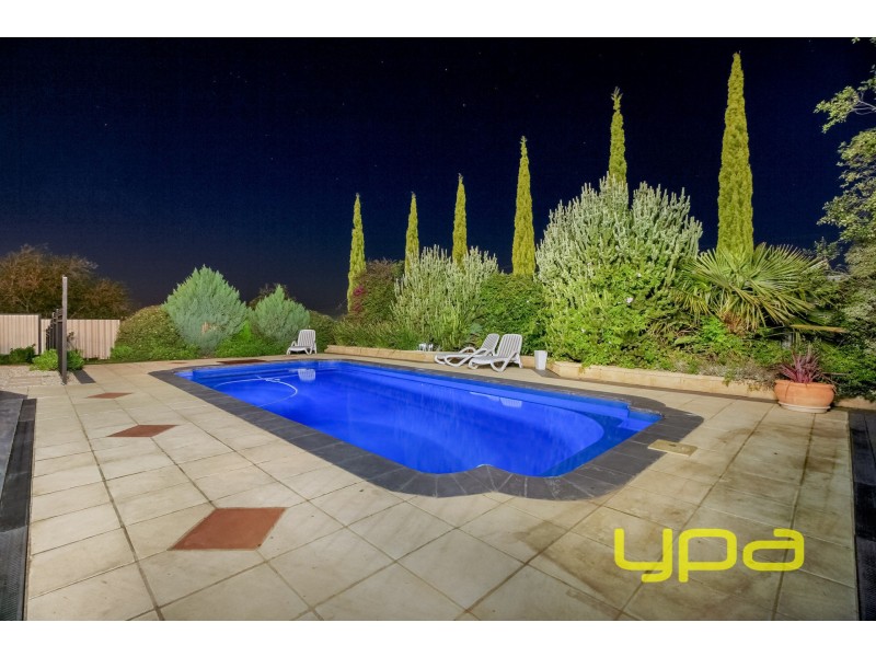 53 Maddison Circuit, Darley VIC 3340