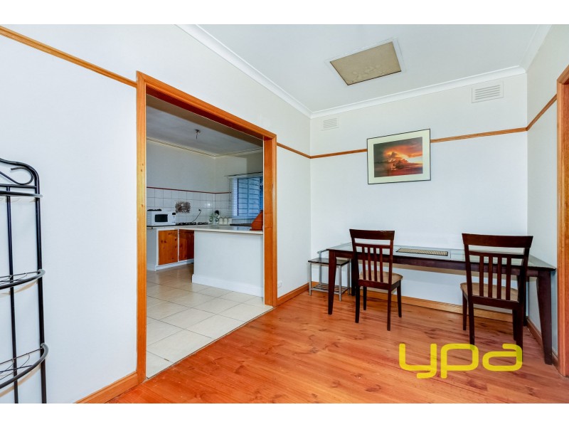 28 Exford Road, Melton South VIC 3338