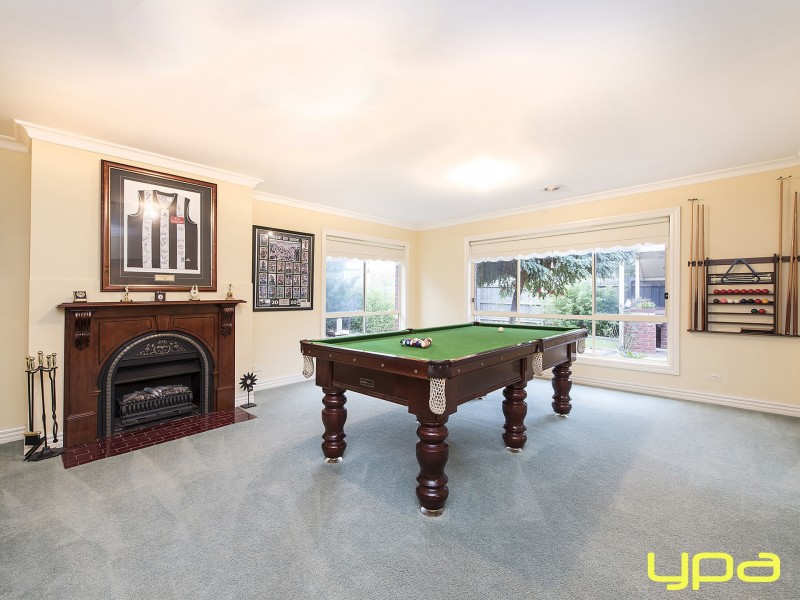 1 Stirling Terrace, Melton West VIC 3337