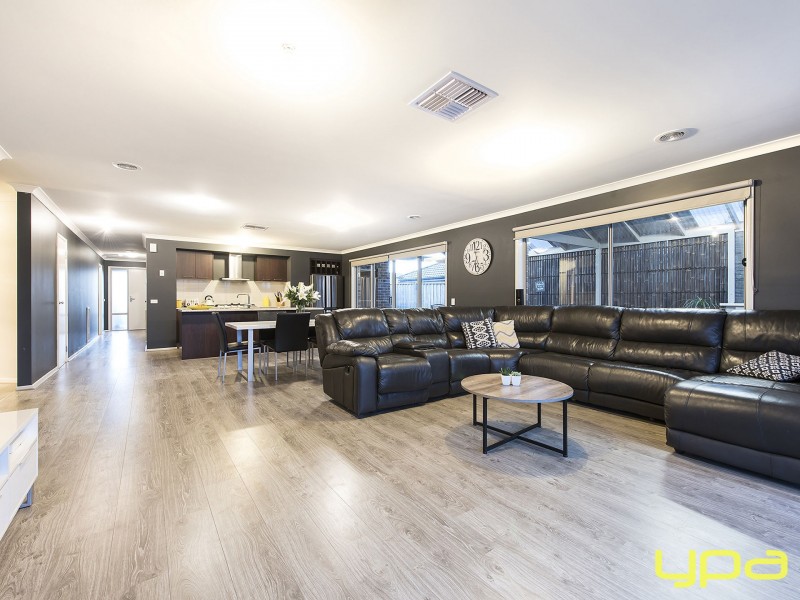 4 Portman Avenue, Melton West VIC 3337