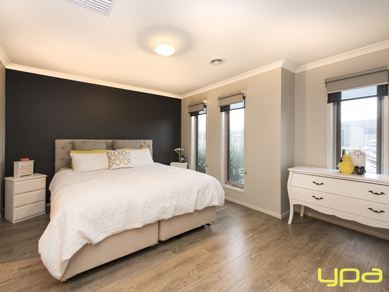 4 Portman Avenue, Melton West VIC 3337