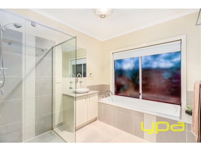 58 Sovereign Boulevard, Melton West VIC 3337