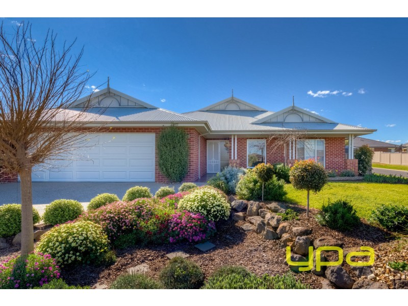 58 Sovereign Boulevard, Melton West VIC 3337