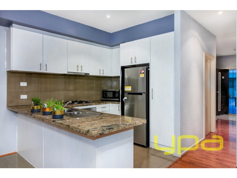 22/62 Andrew Street, Melton South VIC 3338