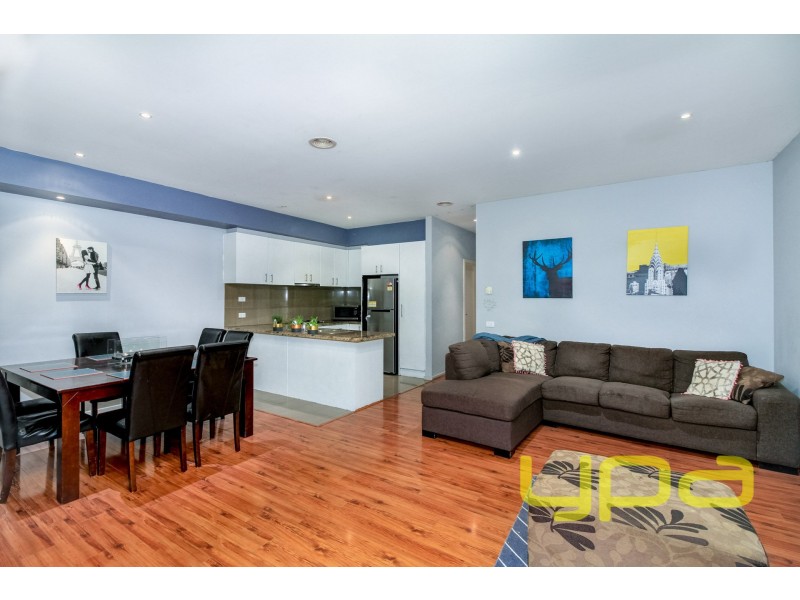 22/62 Andrew Street, Melton South VIC 3338