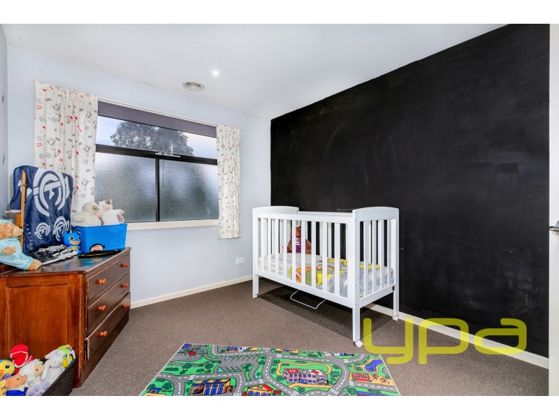 22/62 Andrew Street, Melton South VIC 3338