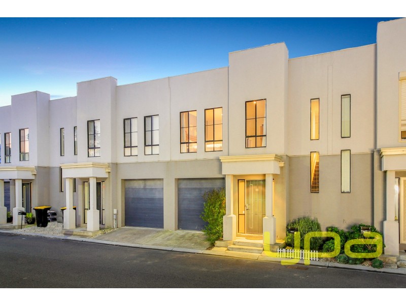 22/62 Andrew Street, Melton South VIC 3338