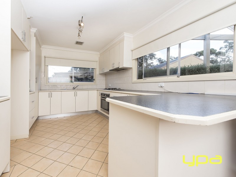 4 Norma Street, Melton VIC 3337