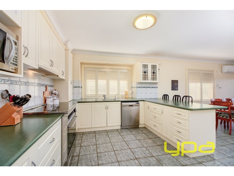 36 Gamalite Drive, Melton West VIC 3337