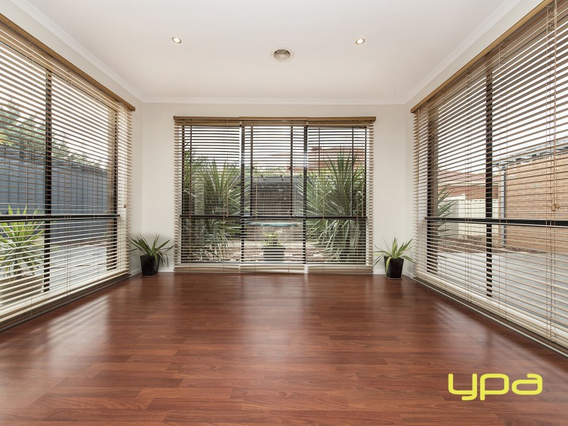 15 Prahn Court, Brookfield VIC 3338