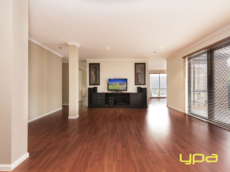 15 Prahn Court, Brookfield VIC 3338