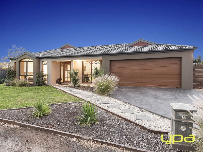 15 Prahn Court, Brookfield VIC 3338