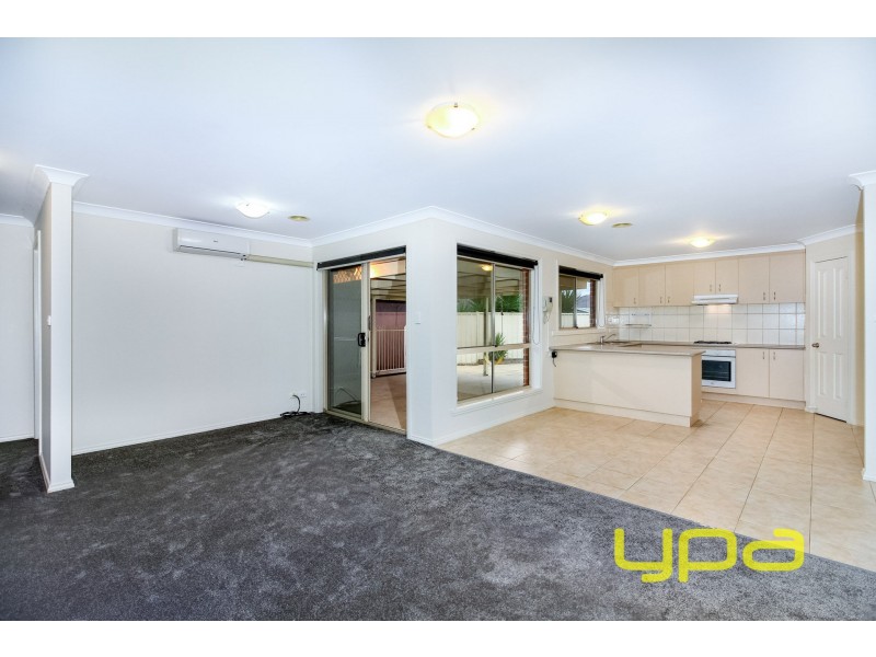 80 Dunvegan Drive, Kurunjang VIC 3337