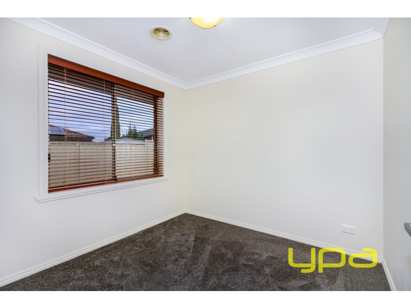 80 Dunvegan Drive, Kurunjang VIC 3337