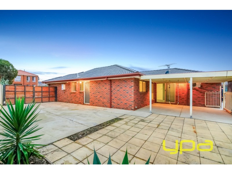 80 Dunvegan Drive, Kurunjang VIC 3337