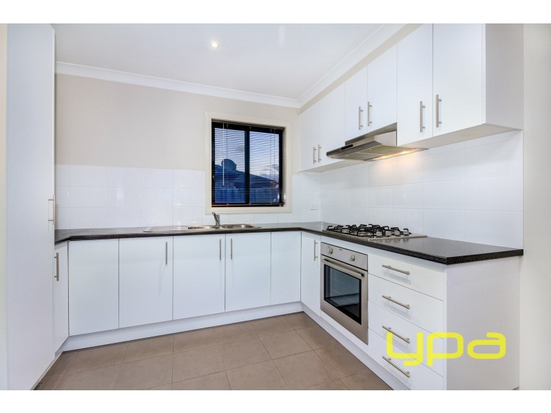 35/20-22 Roslyn Park Drive, Melton West VIC 3337