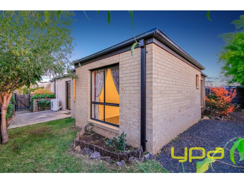 35/20-22 Roslyn Park Drive, Melton West VIC 3337