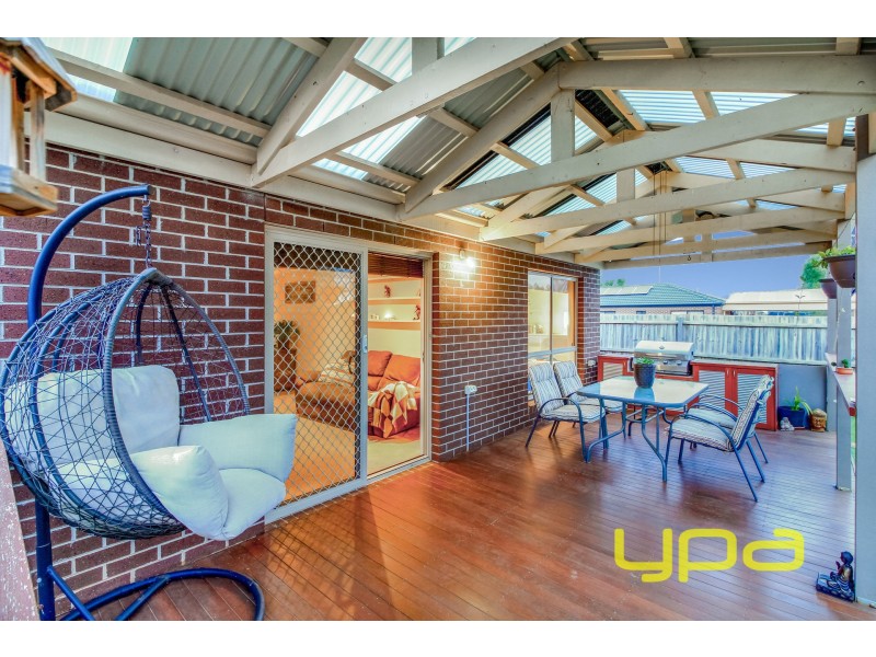 37 Peter Pan Crescent, Kurunjang VIC 3337