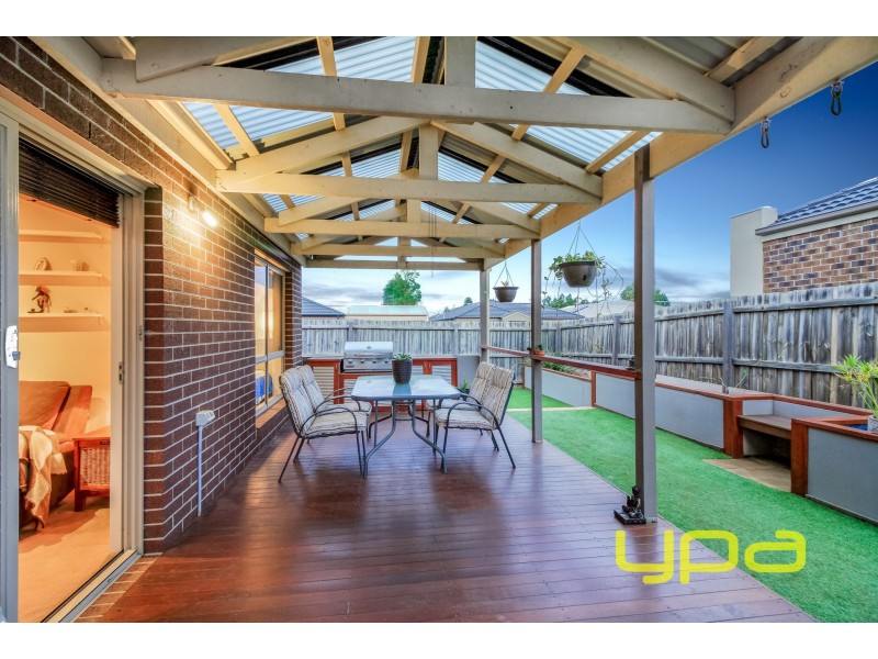 37 Peter Pan Crescent, Kurunjang VIC 3337