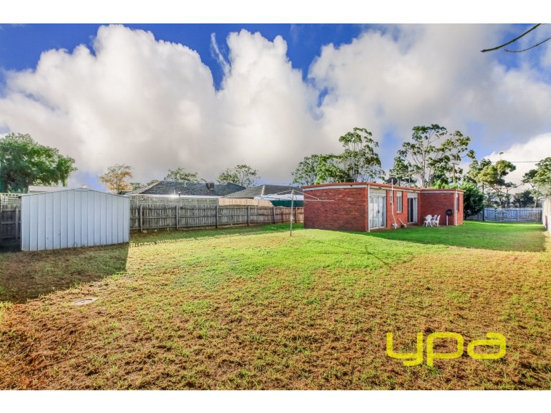 2013 Western Highway, Rockbank VIC 3335